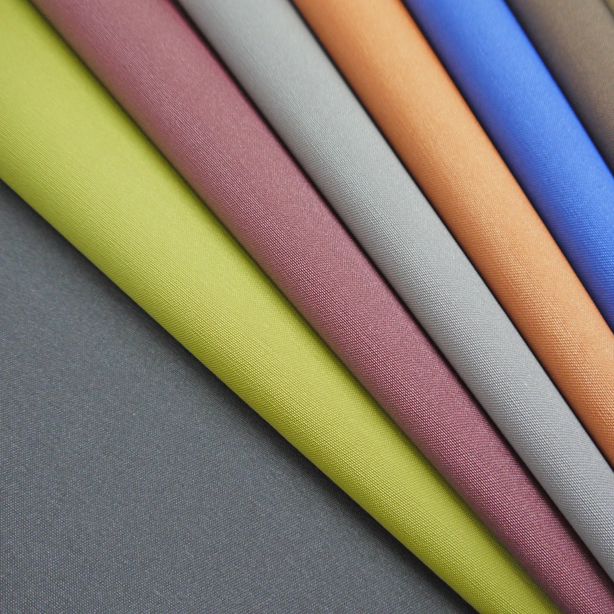 Outdoor fabrics suitable for all seasons