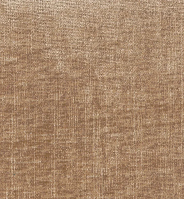 CELINA PEACHY swatch