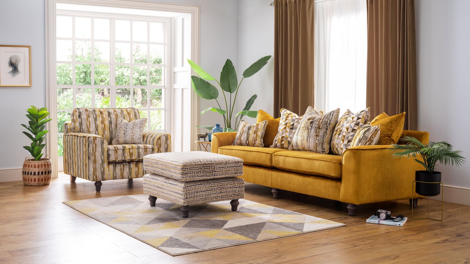 Venezia Sofa and Chair set Corrected for website