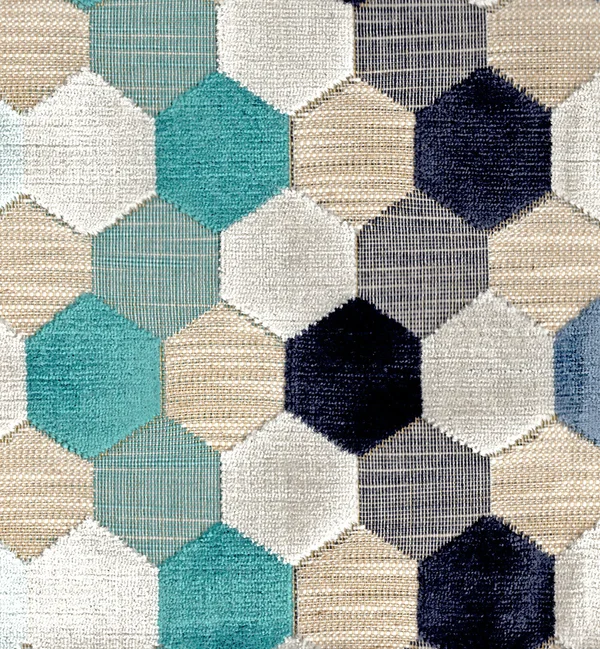 EXTRAVAGANZA — Extravaganza swatch